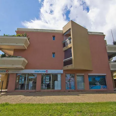 Apartment La Croix Du Sud